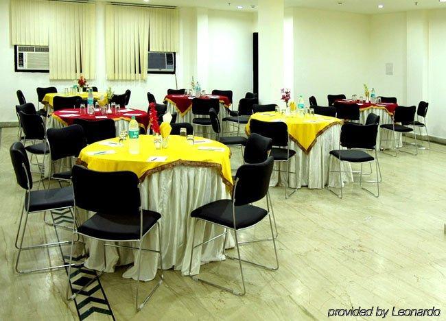 Hotel Shanti Palace West New Delhi Restaurant foto